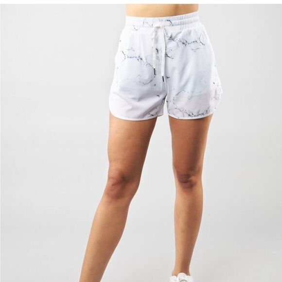 Buffbunny NWT Flo White Marble Shorts XS - Picture 1 of 4